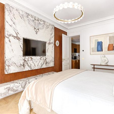 Elegant Luxury Apartment For 6 On Champs-Elysees Paris Bagian luar foto