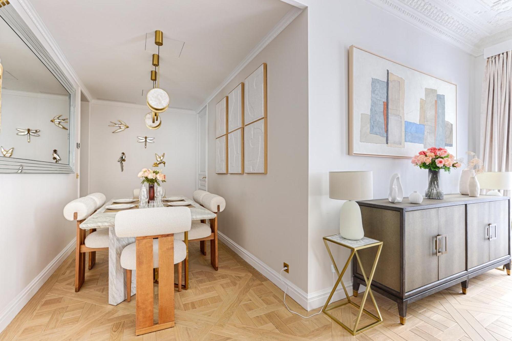 Elegant Luxury Apartment For 6 On Champs-Elysees Paris Bagian luar foto