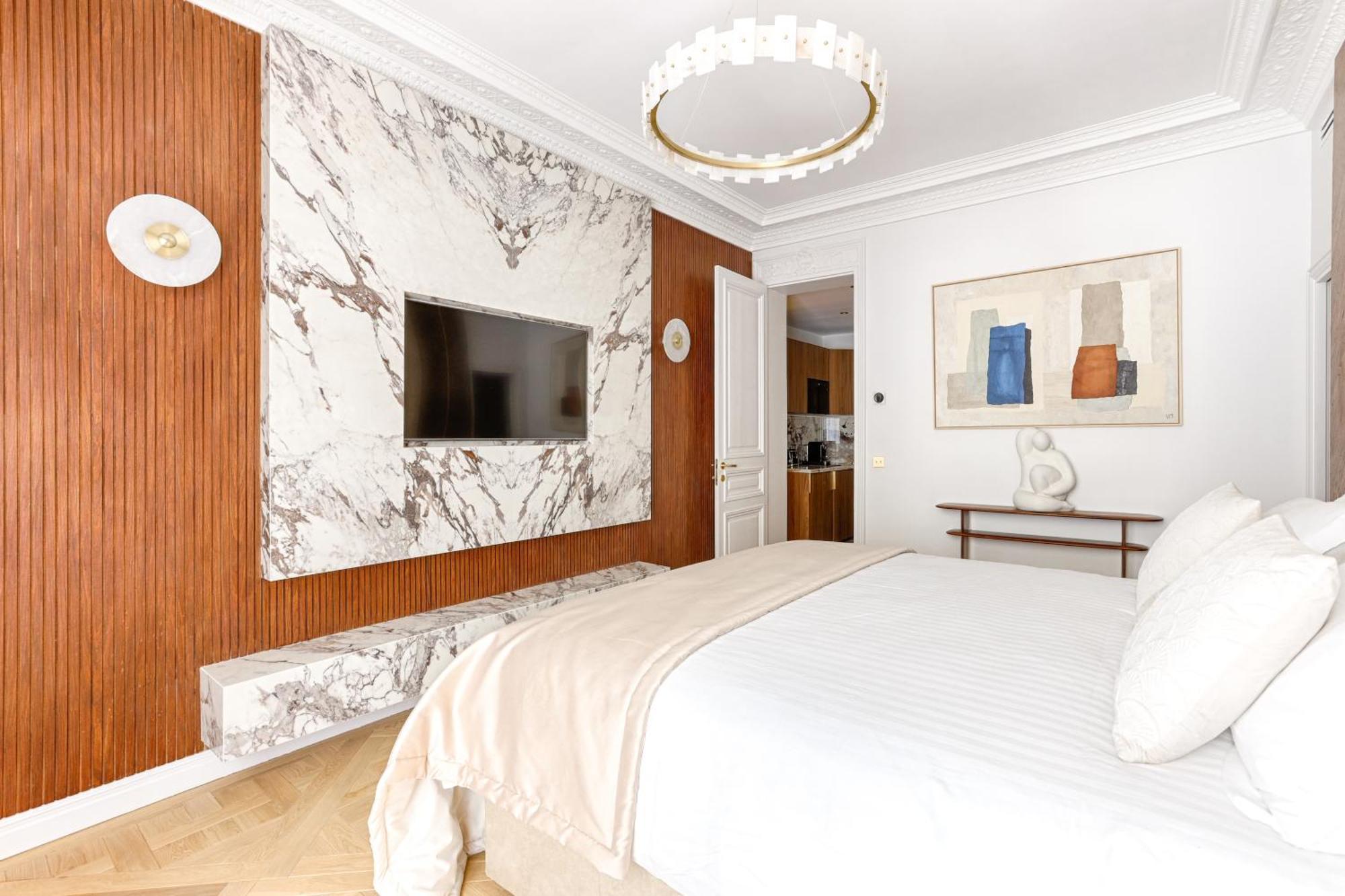 Elegant Luxury Apartment For 6 On Champs-Elysees Paris Bagian luar foto